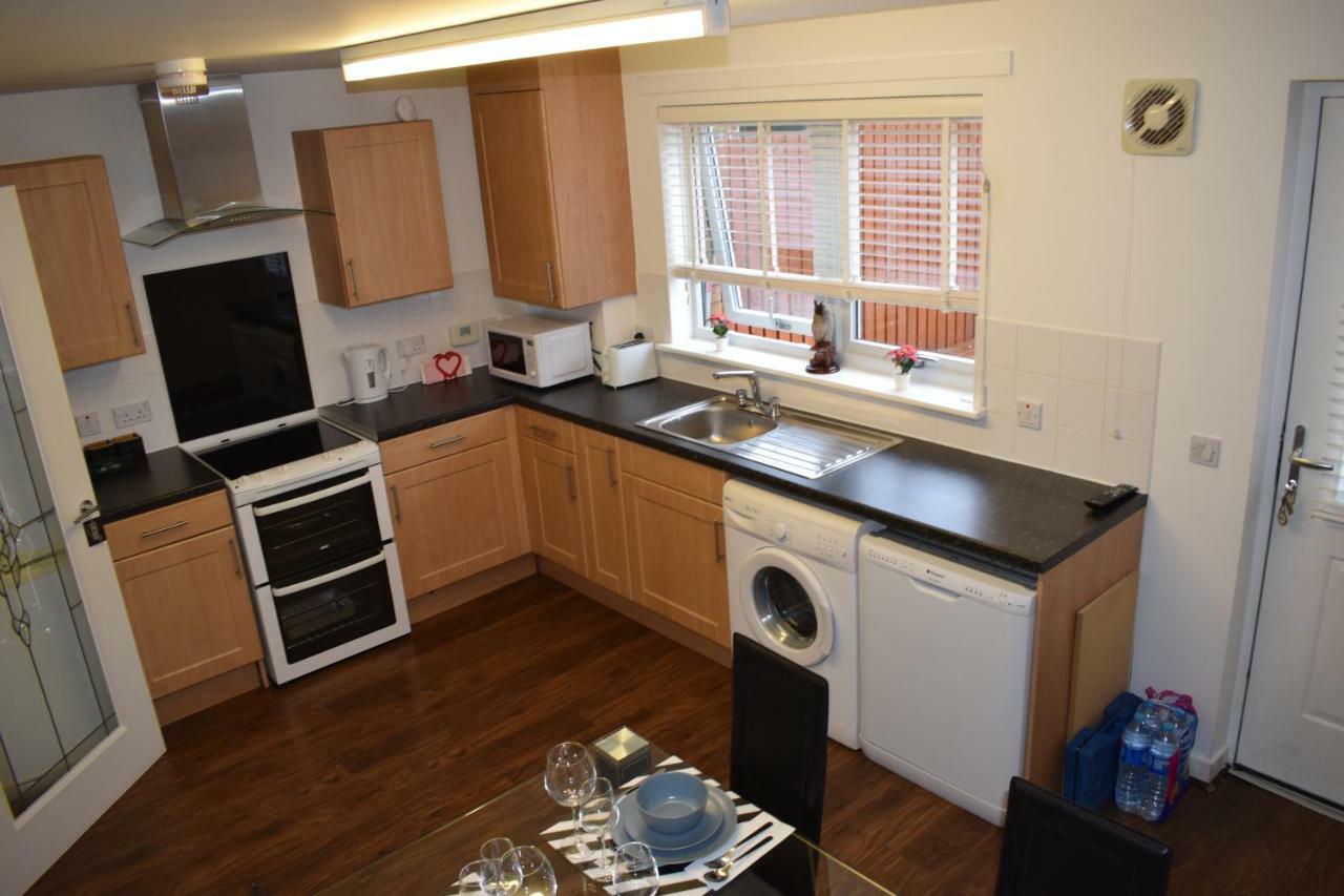 Silverburn New House With Free Parking And Nice Garden Glasgow Zewnętrze zdjęcie