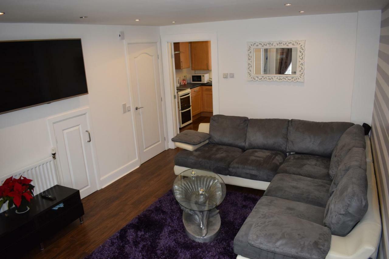 Silverburn New House With Free Parking And Nice Garden Glasgow Zewnętrze zdjęcie